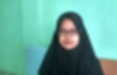 Tiara Yosianti Solekhah (17) anak buruh bangunan yang diterima kuliah gratis di UGM.