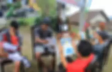 Berani Coba? Viral Lomba 17 Agustus Unik di Magelang, Menatap Foto Mantan Terlama, Satu Peserta Sampai Baper!