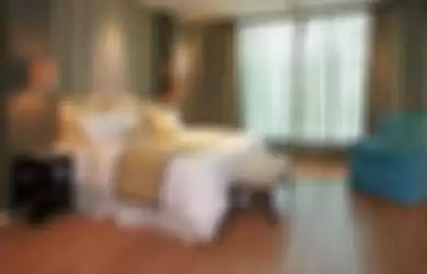 Ilustrasi warna taupe di kamar tidur.