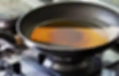 Jangan Buru-buru Dibuang! Minyak Jelantah Rupanya Jadi Kunci Hebat Atasi Berbagai Masalah Dapur dan Rumah: Jadi Pelumas dan Atasi Karat!