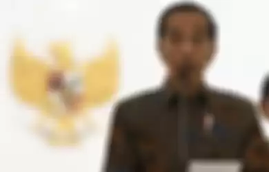 Presiden Jokowi kembali membentuk tim  penanganan Covid-19.