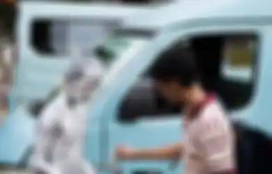 Jangan Lagi Beri Uang ke Manusia Silver di Palembang, Bisa Diancam Denda Rp50 Juta!