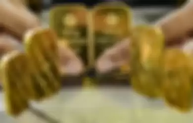 Ilustrasi emas batangan tersedia dalam berbagai ukuran