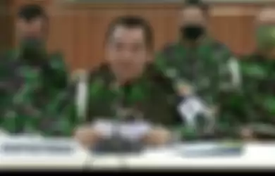 Letjen TNI Dodik mengabarkan, Prada MI dan 50 oknum anggot TNI resmi jadi tersangka kasus penyerangan Polsek Ciracas.
