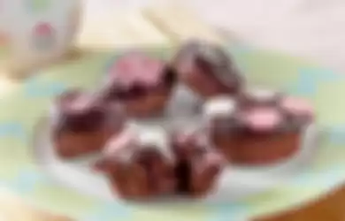 (Ilustrasi Kue)Kue cubit cokelat marshmallow