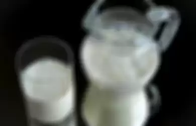 Jangan sampai kamu tidak tahu, ini 4 bahan makanan yang tak boleh dicampur susu.