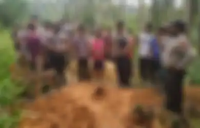 Berambisi Punya Ilmu Menghilang, 2 Remaja Nekat Gali Makam Warga Untuk Ambil Kelingking Mayat