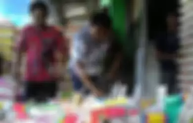 Satreskrim Polres Sidoarjo menggelar inspeksi mendadak (sidak) di Pasar Larangan, Jumat (22/5/2015).