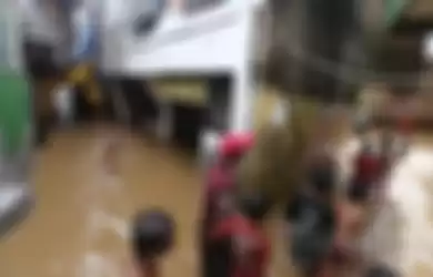 Kampung Melayu banjir 
