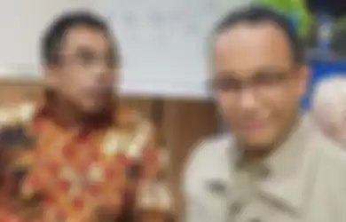 Gembong Warsono tak setuju dengan rencana Anies Baswedan yang akan menempeli stiker di rumah OTG.