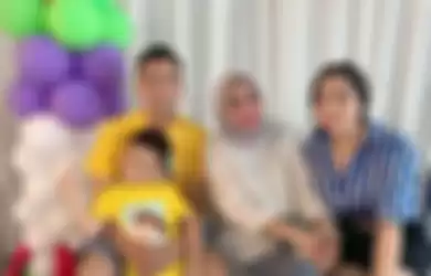 6 Tahun Jatuh Bangun Pertahankan Rumah Tangga, Raffi Ahmad Disemprot Ibu Mertua Gegara Keceplosan Sempat Pengin Pisah dari Nagita Slavina, Rieta Amilia: Amit-amit!