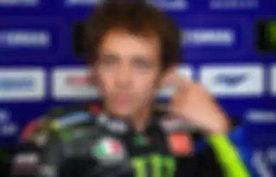 Alami Demam hingga Tulang Terasa Nyeri, Valentino Rossi Dinyatakan Positif Covid-19 dan Akan Absen Membalap, Bos Yamaha: Ini Pukulan Bagi MotoGP