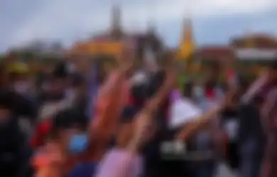 Bagaikan Bola Salju yang Kian Membesar, Protes Warga Thailand Dikhawatirkan Oleh Pakar Mempengaruhi Posisi Thailand di Laut China Selatan, Bagaimana AS dan China Menghadapinya?