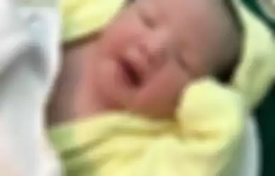 Bayi perempuan Choky Sitohang dan Melissa Aryani 