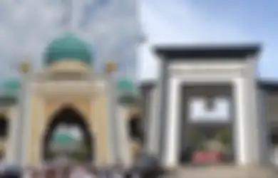Demi Sumpah 'Sinisme Agama' Xi Jinping di Hadapan para Pimpinan Partai Komunis, Kubah Masjid Ini Dihancurkan Pemerintah China