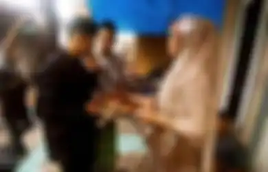 Padahal Sudah Ditawari Maskawin Uang dan Emas, Tapi Pengantin Ini Malah Menikah dengan Maskawin Ayam Bakar, Kades Sapai Kaget