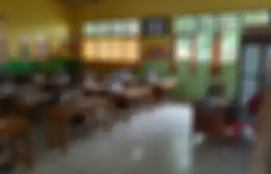 Sebutkan Contoh Pengamalan Sila ke-5 di Sekolah yang Anda Tahu?
