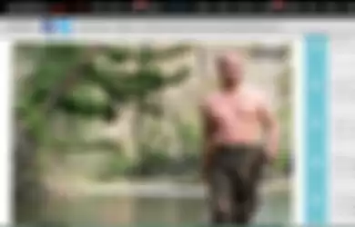 Salah satu foto Vladimir Putin telanjang dada.