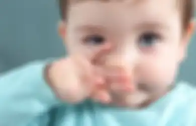 Mengatasi Hidung Tersumbat pada Bayi Secara Alami, Lakukan Ini!