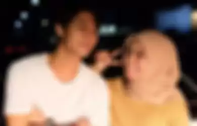 Saksikan Video Romantis dari Rizky Billar, Lesti Kejora Pun Akhirnya Tak Kuasa Menahan Tangisnya, Sempat Ungkap Bagian Teromantis: Part Itu Sih yang Selalu Bikin Ngena di Hati...