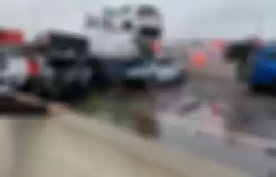Kecelakaan beruntun yang terjadi di Texas
