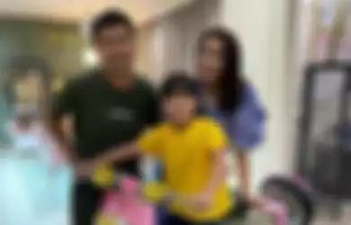 Nagita Slavina Langsung Panik Bukan Kepalang Saat Rafathar Blak-blakan Bongkar Kebiasaanya yang Kerap Jadi Bahan Omelan Raffi Ahmad: Mama Suka Malem-malem...