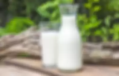 Ilustrasi susu, faktanya bagi pertumbuhan tanaman.