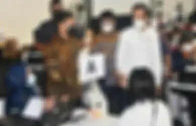 Menkominfo dan Presiden Joko Widodo Tinjau Proses Vaksinasi Awak Media
