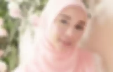 Makan Hati Anaknya Dicampakkan Demi Perempuan Lain, Ibu Laudya Cynthia Bella Beri Sindiran Menohok Pada Laki-laki Ini: Buaya Darat!  