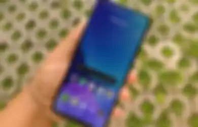 realme 8 Pro tampak depan