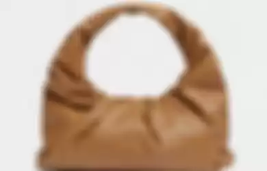 Tas mini yang digunakan Nagita