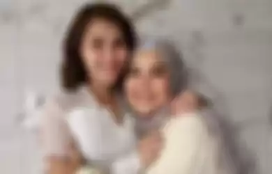 Ayu Ting Ting beberkan jatah bulanan untuk sang ibu, Umi Kalsum.