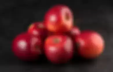 Bagian buah yang sering kita buang padahal bernutrisi, salah satunya inti apel