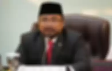Melalui sidang isbat, Menteri Agama Yaqut Cholil Qoumas memutuskan hari raya Idul Fitri 1 Syawal 1442 H jatuh pada Kamis, 13 Mei 2021. Seperti Muhammadiyah.