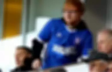 Ed Sheeran mensponsori Ipswich Town untuk musik 2021/2022