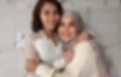 Ayu Ting Ting dan Umi Kalsum