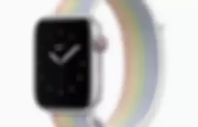 Tampilan Apple Watch LGBTQ dari seri Nike Sport Loop
