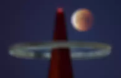 Fenomena langka, cara memotret Super Blood Moon dengan HP atau ponsel kita. Perhatian tips mudahnya.