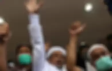 Habib Rizieq Shihab bebas di bulan Juli, sang ulama bakal punya peran ini. 