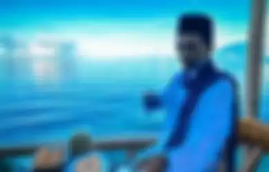 Ustaz Abdul Somad kini mengunjungi Wakatobi hingga memamerkan foto menyelam. Namun, netizen malah minta sang ustaz lakukan ini. 