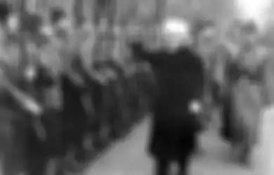 Terobsesi Setengah Mati pada Kemurnian Ras Arya, Hitler Ternyata Punya Hubungan Mesra dengan Dunia Islam, Bahkan Sampai Bikin Buku Khusus Ini untuk Tentara Nazi
