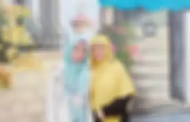 Dituding bentak Teh Ninih di masjid dan terseret dalam masalah pernikahan orangtuanya, putri sulung Aa Gym Ghaida Tsurayya memberi jawaban tak terduga.