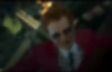 Ed Sheeran tampil jadi vampir dalam MV 'Bad Habits'.