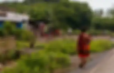 Sampai Libatkan Besi Panas, Suku di Negara Tetangga Indonesia Ini Hukum Seorang Istri Secara Tak Manusiawi Setelah Suaminya Tewas karena Covid-19, Tuduhan 'Mistis' Ini Penyebabnya