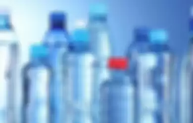 Berikut bahaya yang bisa terjadi jika kita mengisi ulang botol plastik dengan air mineral