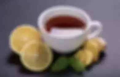 Khasiat minuman herbal dari lemon, jahe dan kunyit untuk kesehatan.