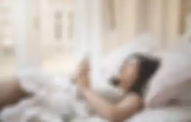 Dampak negatif langsung mengecek ponsel setelah bangun tidur