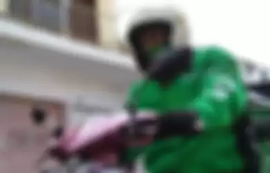 Ilustrasi driver Gojek sepi orderan selama PPKM Level 4.