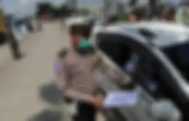 Edukasi Protokol Kesehatan Selama Pandemi Lebih Penting daripada Sanksi Pidana