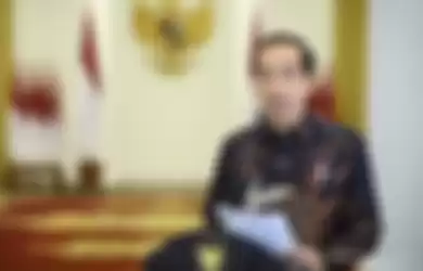 Presiden Jokowi memperpanjang PPKM level 4 hingga 9 Agustus 2021